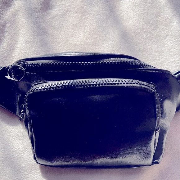 Black Fanny Pack - Picture 3 of 3